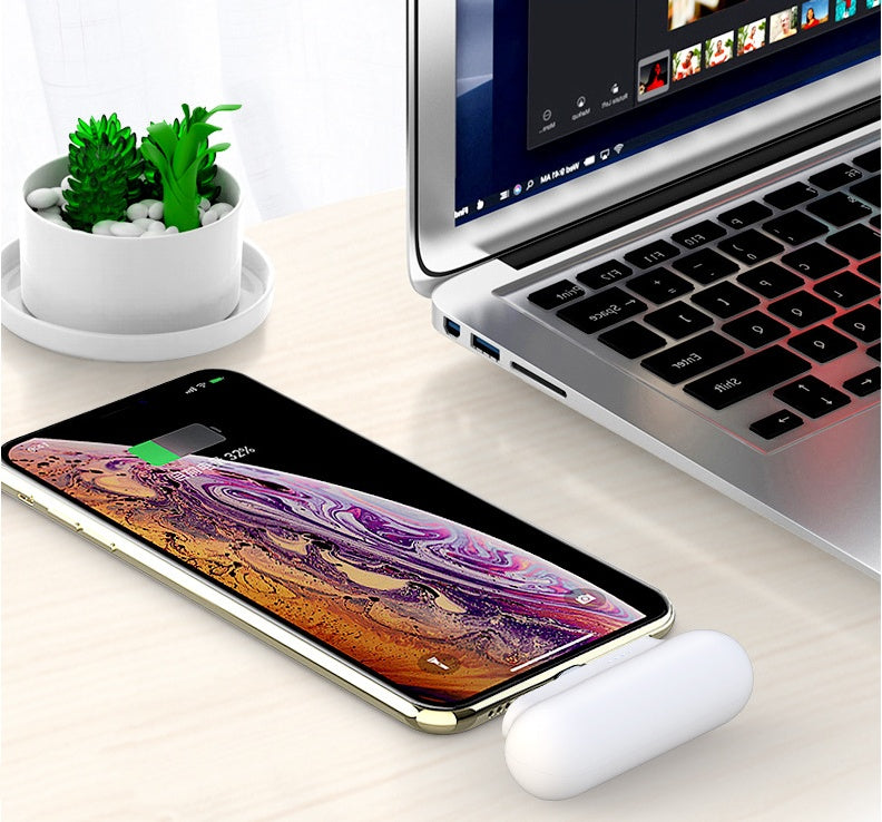 tekzi Mini-Powerbank 2600 mAh mit magnetischem Ladeanschluss – Produktabbildung